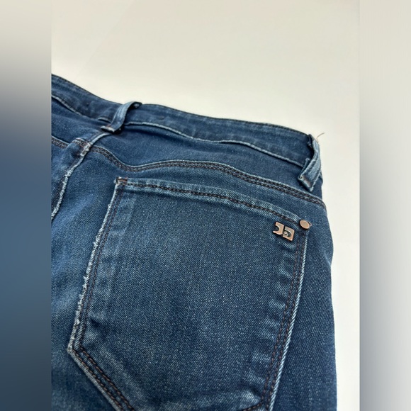 Joe’s Jeans Chelsea dark wash skinny jeans size 26 waist, 31 inseam - Picture 5 of 12